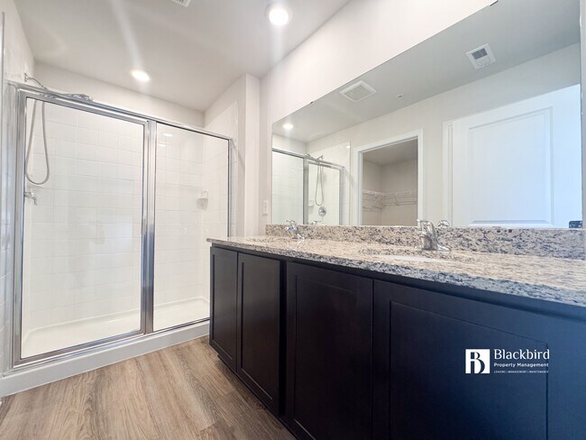 Building Photo - 561 Fawn Mdw Ln