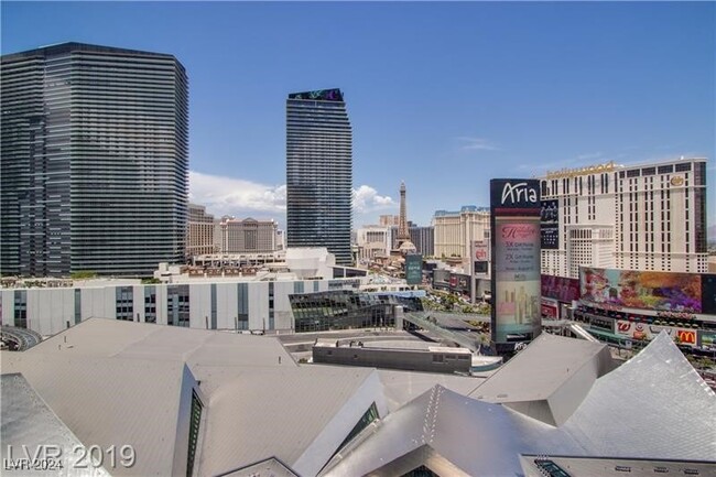 Building Photo - 3726 S Las Vegas Blvd