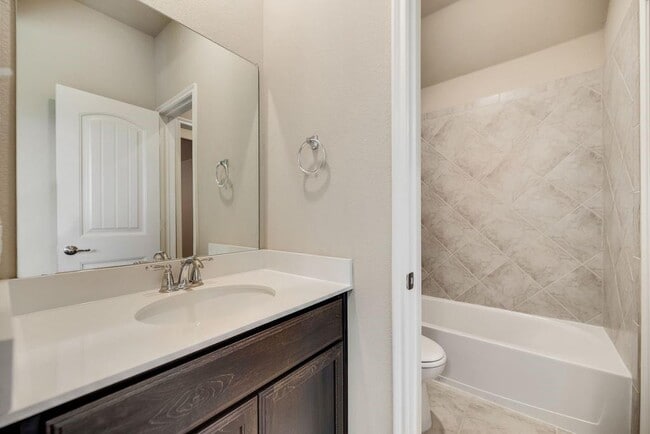 Building Photo - 10129 Leander Pl