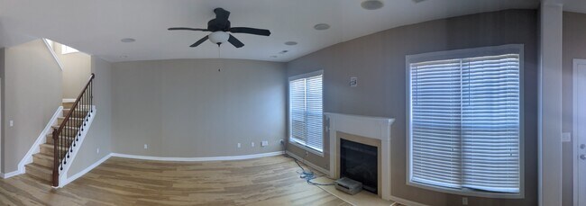 Building Photo - 1011 Blue Bonnet Ct