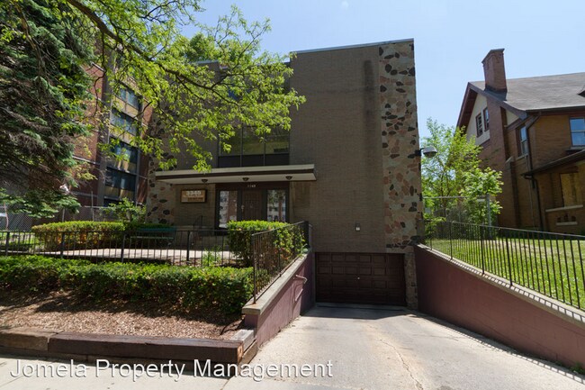 Building Photo - 3345 W Highland Blvd