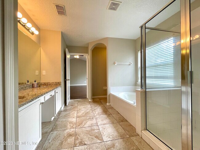 Building Photo - 12504 Brookchase Ln