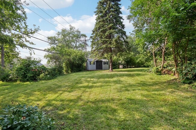 Building Photo - 732 Warrior Dr