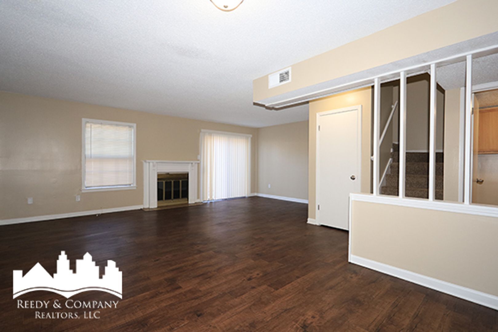 Building Photo - 6760 Racquet Club Dr