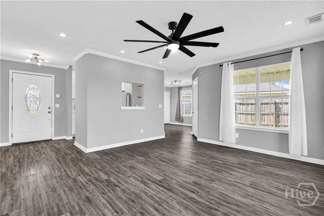 Building Photo - 39 Cordage Cir