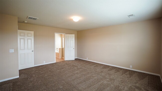 Building Photo - 16526 Bristle Creek Dr