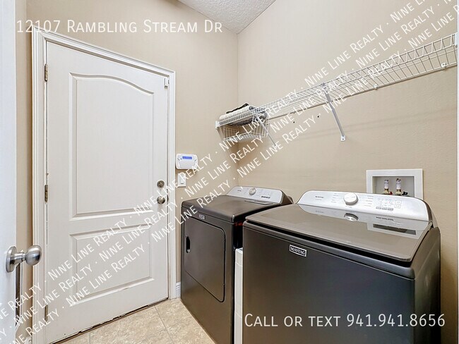 Building Photo - 12107 Rambling Stream Dr