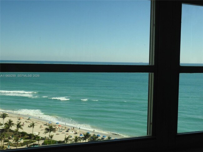 Building Photo - 3901 S Ocean Dr