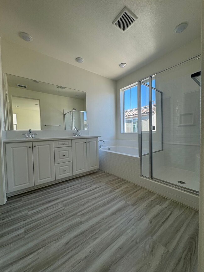 Building Photo - Beautiful Brand New Home