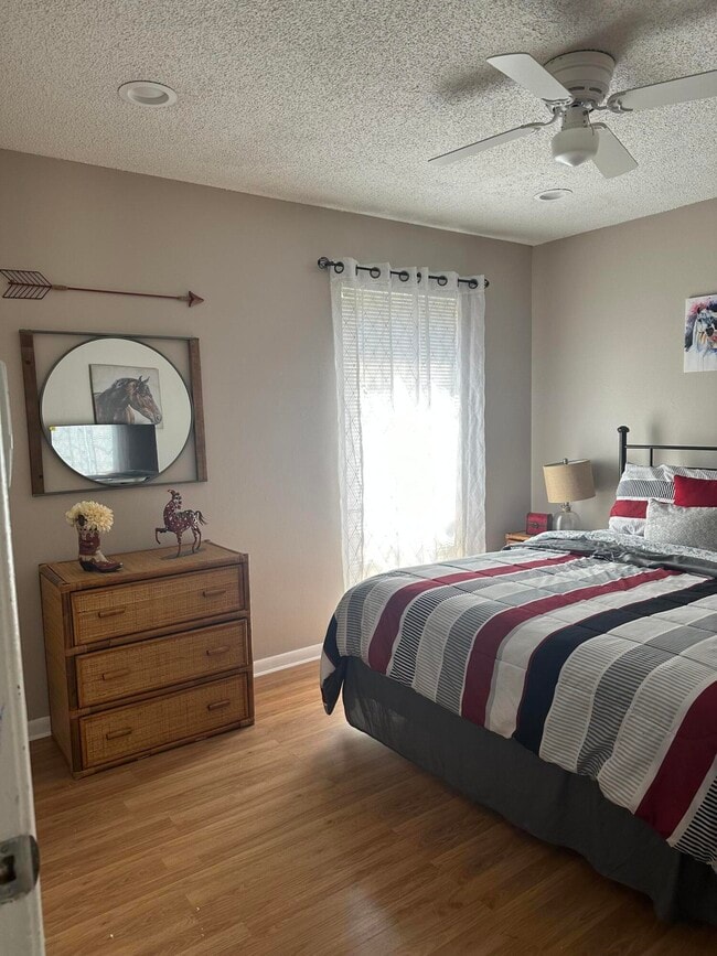 Building Photo - 1739 Shoreside Cir