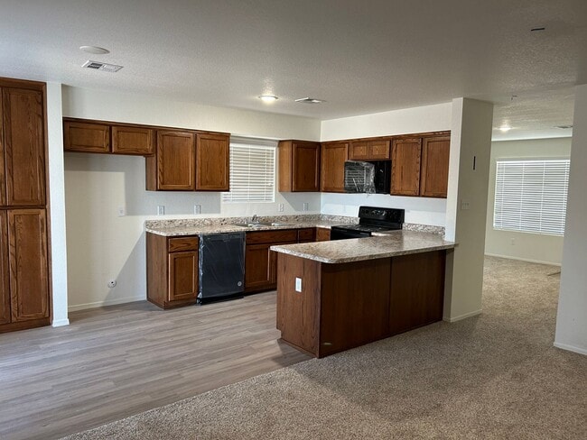 Building Photo - 4468 S Cholla Wy