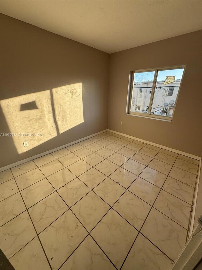 Building Photo - 8407 NW 5th Ave