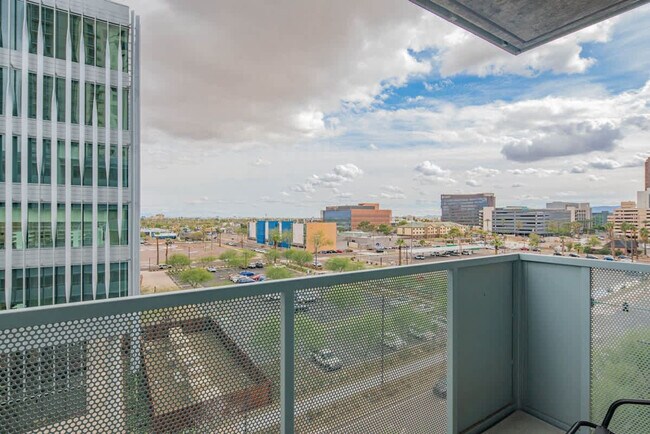 Building Photo - 814 N 4th St