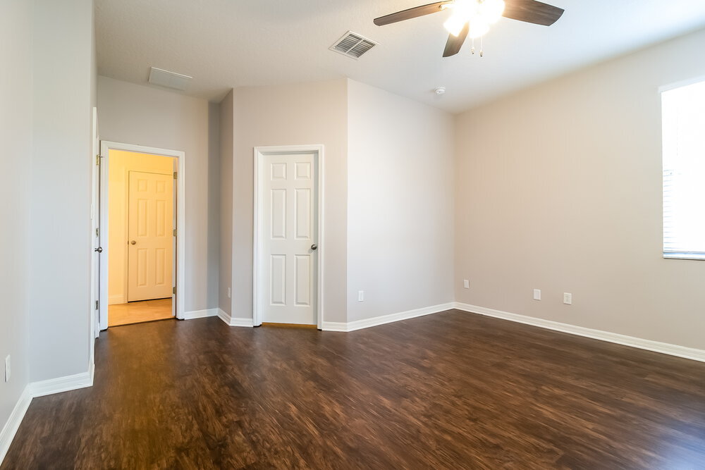 Building Photo - 439 Vicks Landing Dr