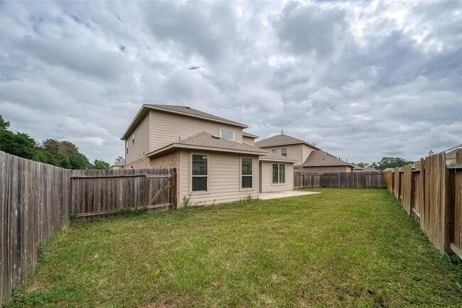 Building Photo - 21029 Crinet Square