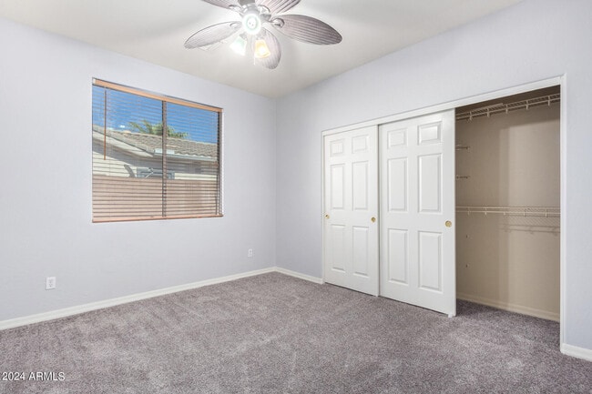 Building Photo - 14094 W Edgemont Ave