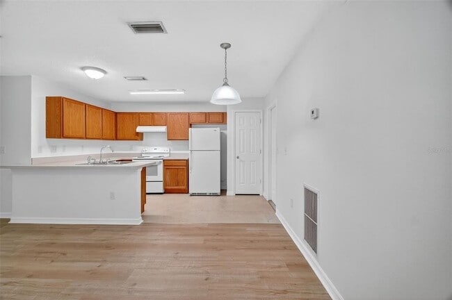 Building Photo - 525 Paulling Dr