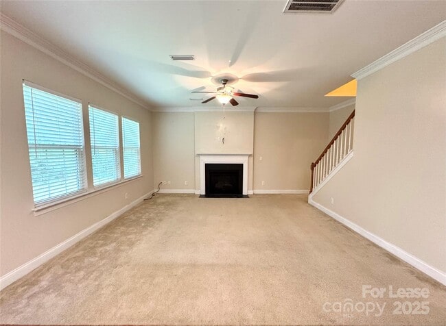 Building Photo - 6532 Fieldstone Manor Dr