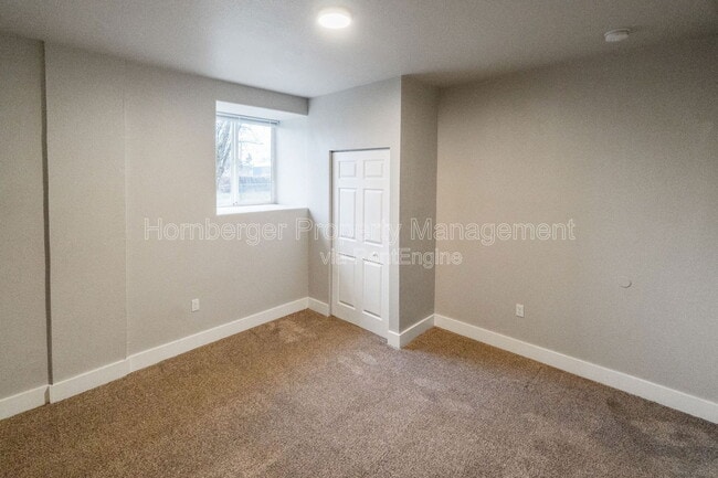 Building Photo - 2229 E Boone Ave