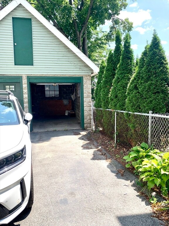 Building Photo - 55 Trowbridge St