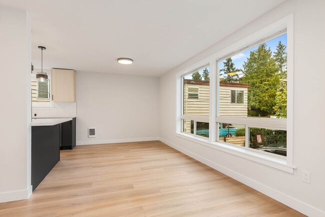 Building Photo - 6721 24th Ave NW