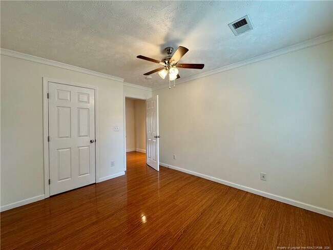 Building Photo - 1264 Bromley Dr