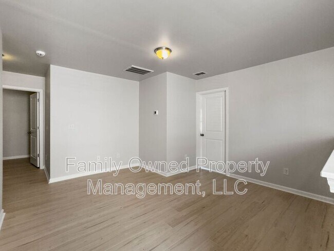 Building Photo - 205 Cypress Marsh Rd