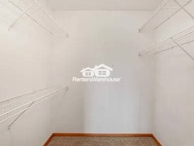 Building Photo - 609 2nd St NW