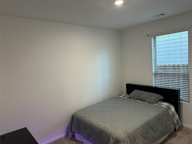 Building Photo - 16936 Juniper Blossom Bnd