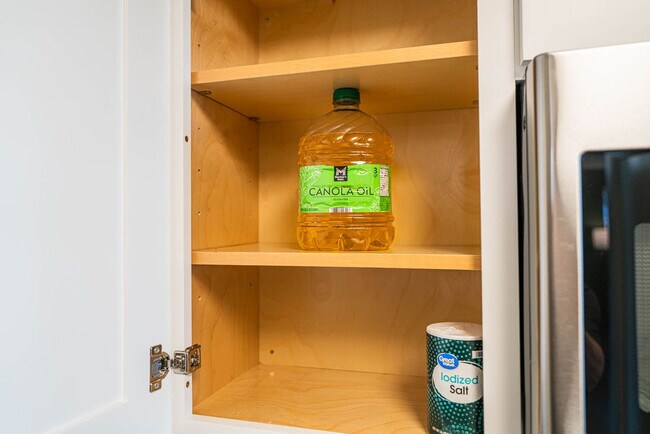 Building Photo - 8550 E McDowell Rd