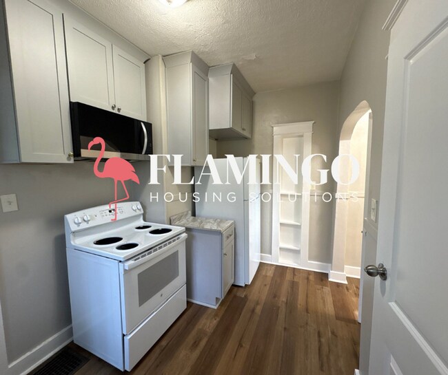 Building Photo - Affordable 2-Bedroom Home with Extra Half Bath in Dayton