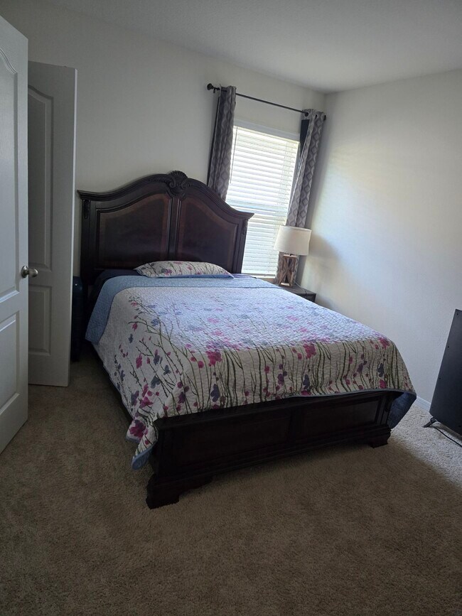 Building Photo - 1500 Fernmeadow St