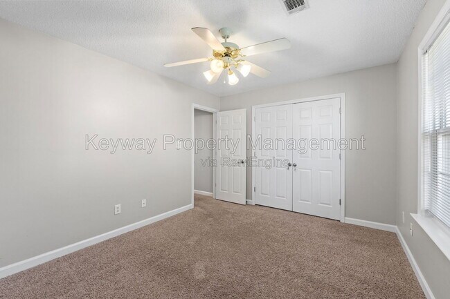 Building Photo - 5366 Angel Falls