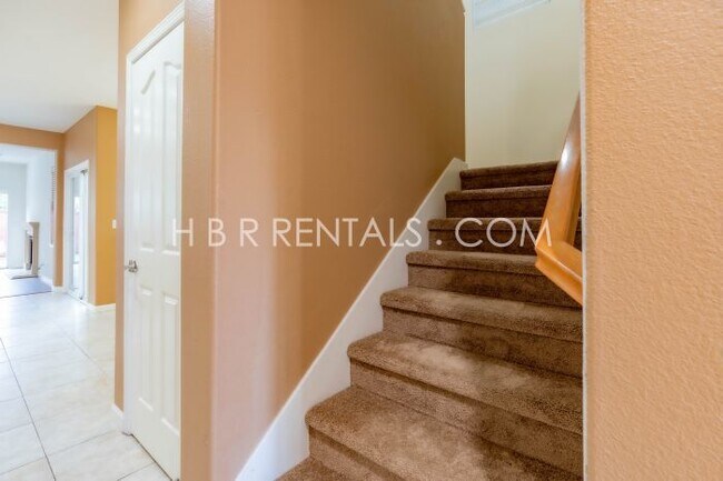 Building Photo - Charming 3-Bed, 3-Bath with 2,037 Sq Ft of Comfort in Mountain House!