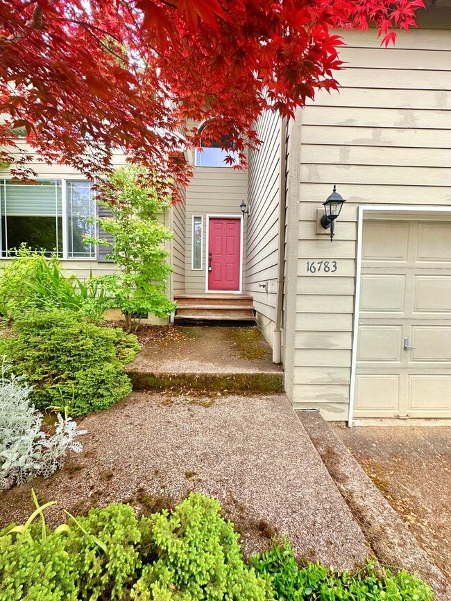Building Photo - Gorgeous 4-Bedroom, 2.5-Bathroom House in Beaverton with Fenced Backyard, Cozy Gas Fireplace - $1...