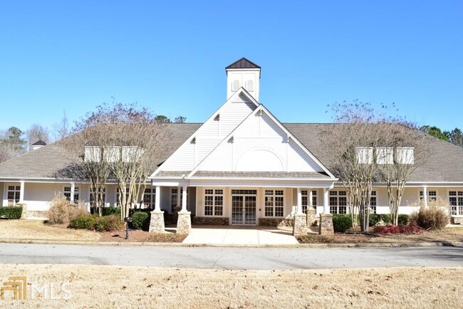 Building Photo - 11 Brookview Dr