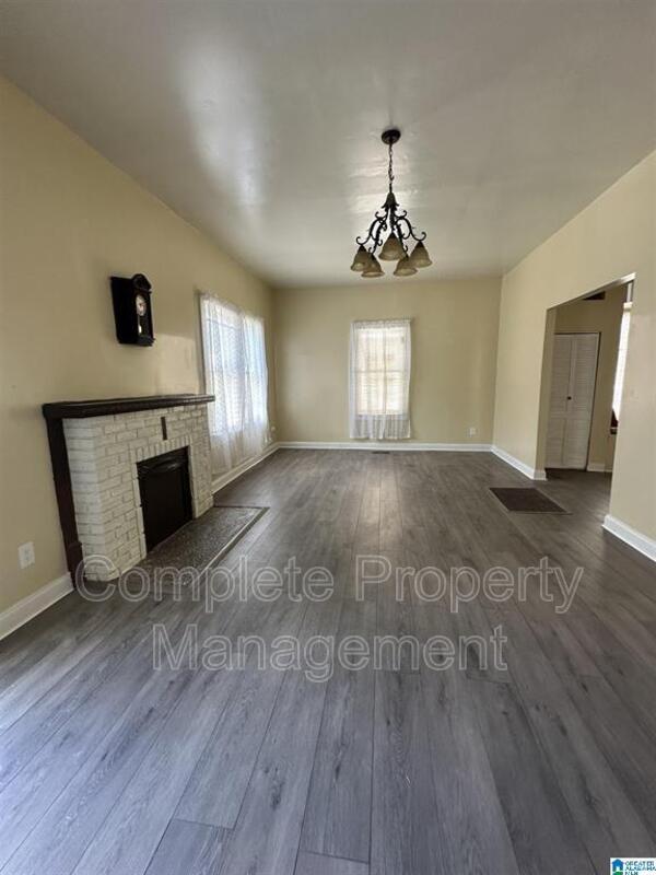 Building Photo - 2133 47th St Ensley