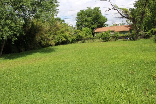 Building Photo - 13307 Force St