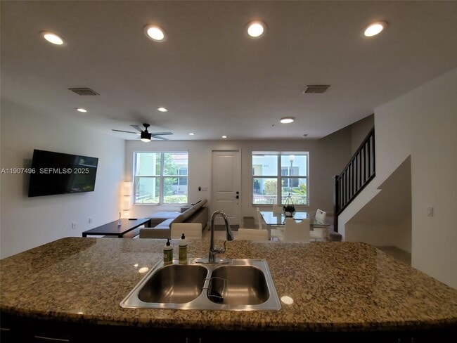 Building Photo - 1430 NW 48th Dr