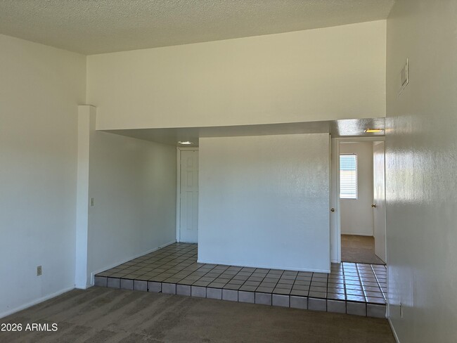 Building Photo - 5915 W Tierra Buena Ln
