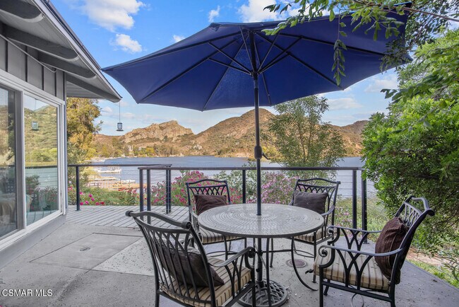 Building Photo - 498 Lake Sherwood Dr