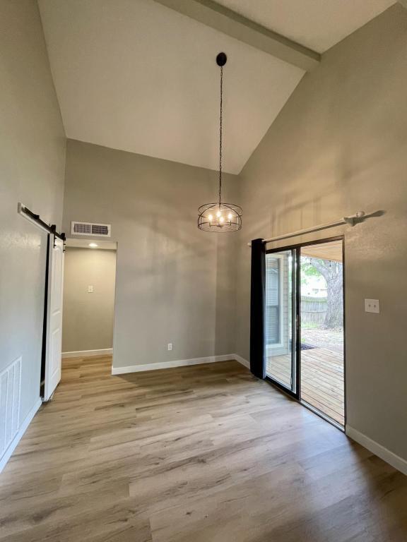 Building Photo - 403 Justice Dr