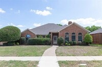 Building Photo - 1400 Sacramento Terrace