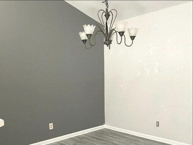 Building Photo - 6531 SE Federal Hwy