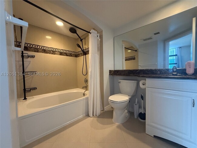 Building Photo - 9201 Collins Ave