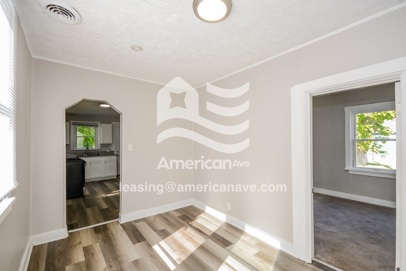 Building Photo - 4001 Grand Ave