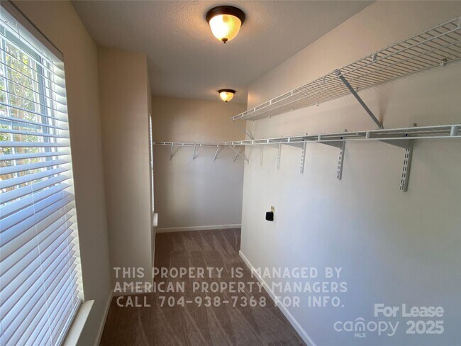 Building Photo - 1596 Matthew Allen Cir