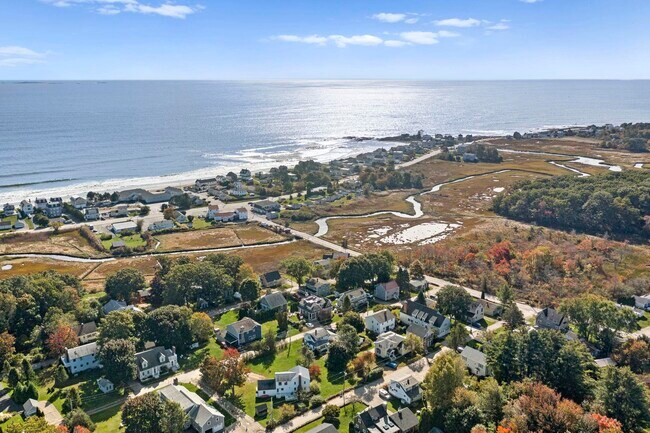 Building Photo - 16 Oceanview Ave