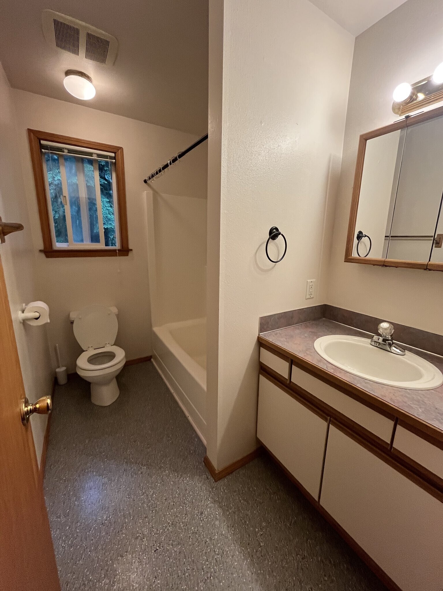 Building Photo - 7481 Miller Way