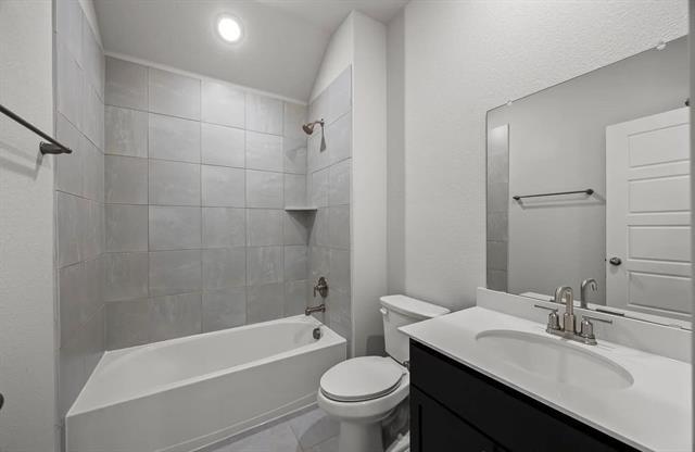 Building Photo - 2009 Belvedere St